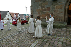 Feier der 1. Heiligen Kommunion in Sankt Crescentius (Foto: Karl-Franz Thiede)